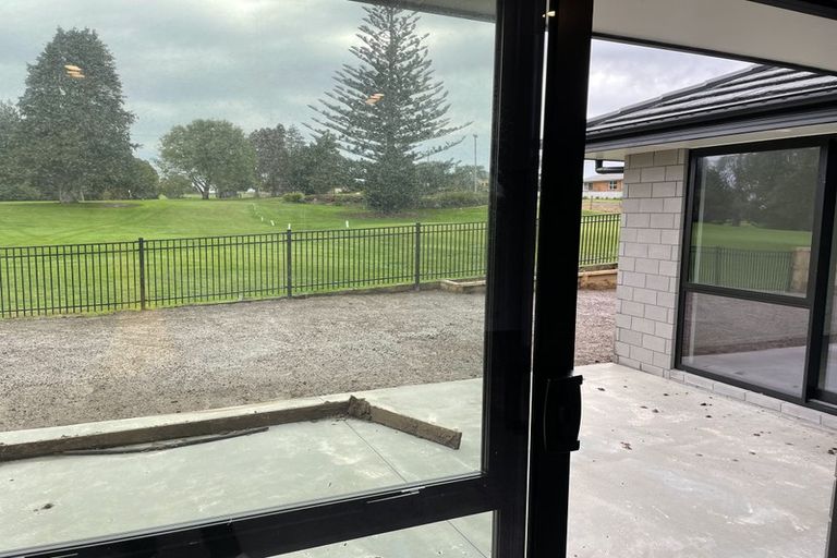 Photo of property in 77 Murray Ward Drive, Te Kauwhata, 3710