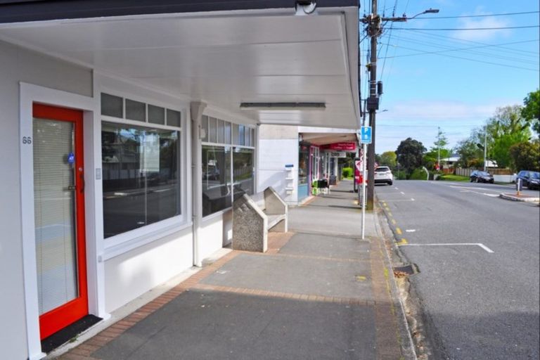 Photo of property in 66 Govett Avenue, Frankleigh Park, New Plymouth, 4310