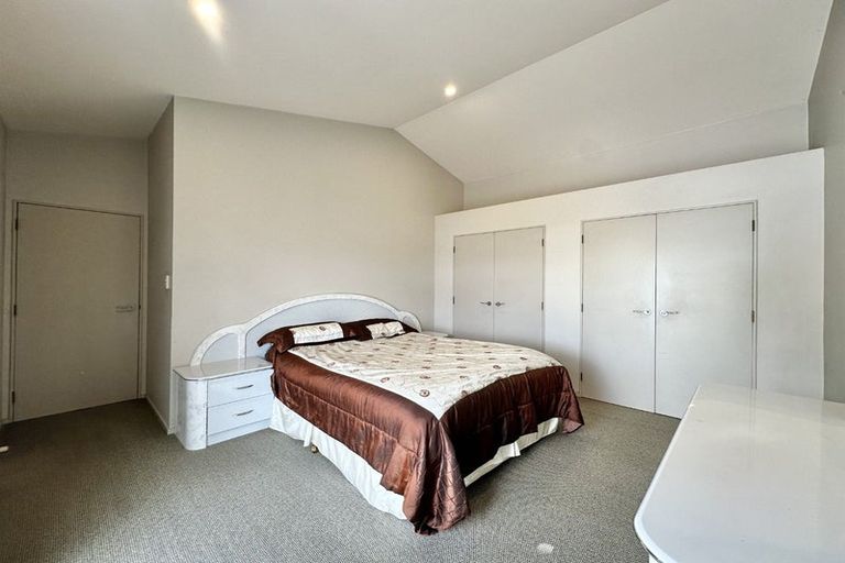 Photo of property in 36 Todman Street, Brooklyn, Wellington, 6021