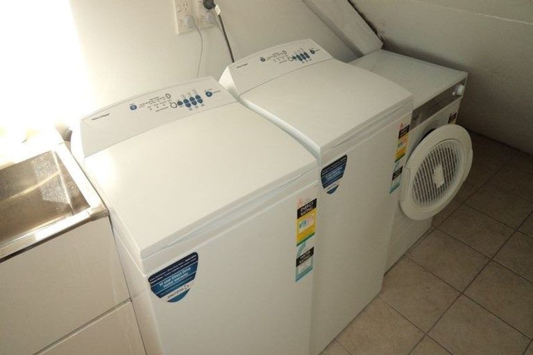 Photo of property in 12/5 Inverness Avenue, Hamilton East, Hamilton, 3216