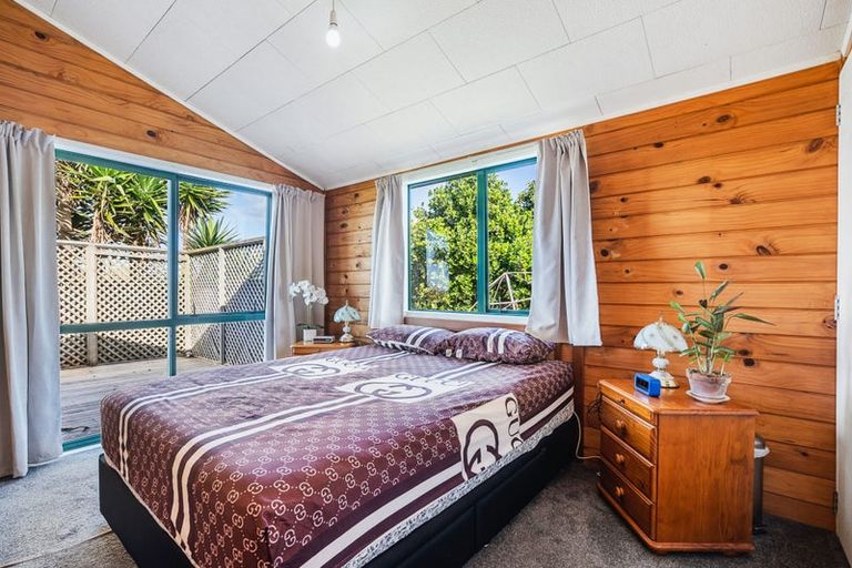 Photo of property in 408 Taiharuru Road, Taiharuru, Onerahi, 0192