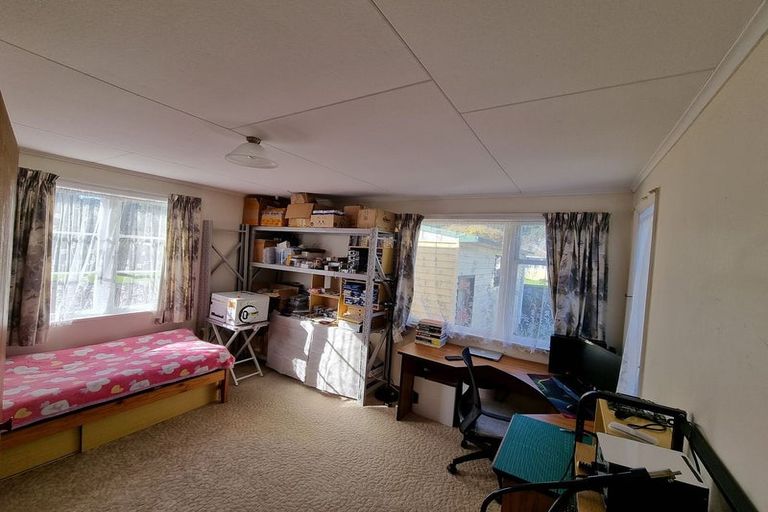 Photo of property in 46 Godley Street, Waiwhetu, Lower Hutt, 5010