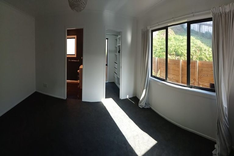 Photo of property in 13 Frankie Stevens Place, Riverstone Terraces, Upper Hutt, 5018