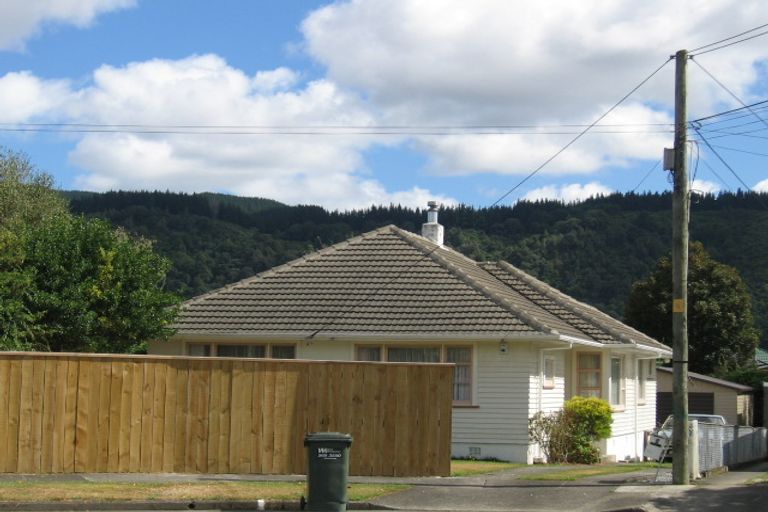Photo of property in 3 Ross Grove, Trentham, Upper Hutt, 5018