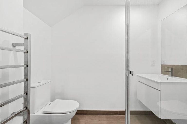 Photo of property in 2/17 Bunyan Street, Waltham, Christchurch, 8023