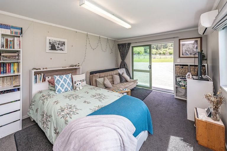 Photo of property in 1036 State Highway 4, Parikino, Wanganui, 4573