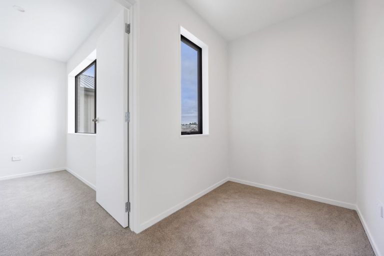 Photo of property in 18 Zadar Street, Kumeu, 0810