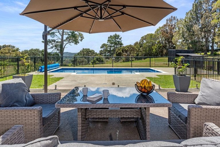 Photo of property in 168 Barrett Road, Riverhead, Albany, 0793