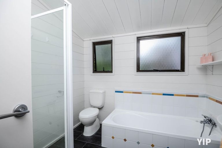 Photo of property in 60 Nalanda Crescent, Broadmeadows, Wellington, 6035