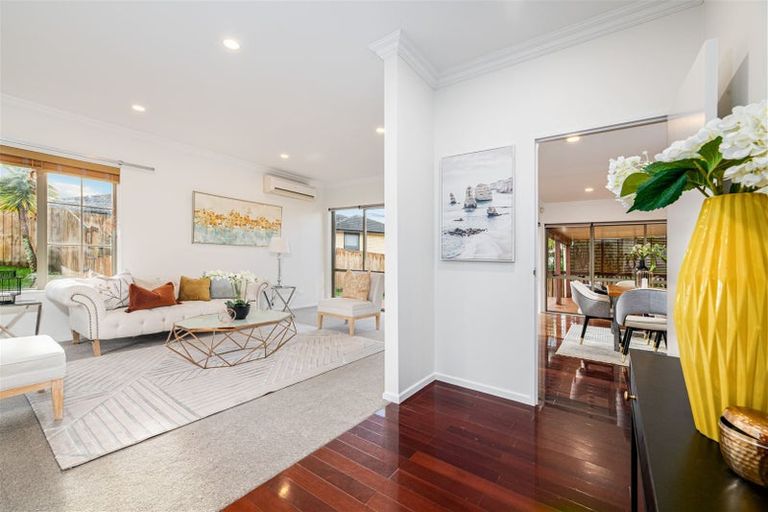 Photo of property in 29 Sapperton Drive, Henderson, Auckland, 0612