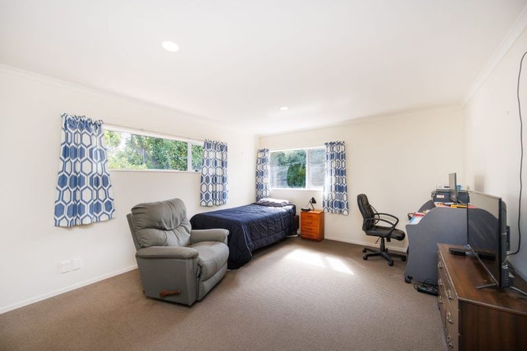 Photo of property in 5 Barnes Court, Roslyn, Palmerston North, 4414