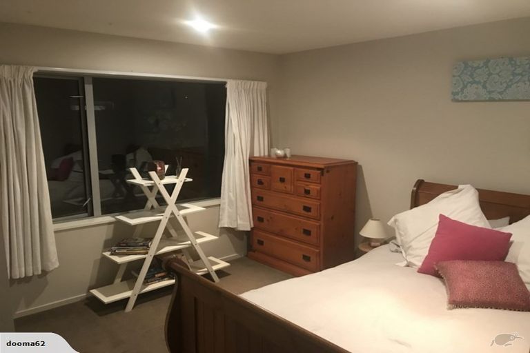 Photo of property in 25 Pentonville Close, Westmorland, Christchurch, 8025