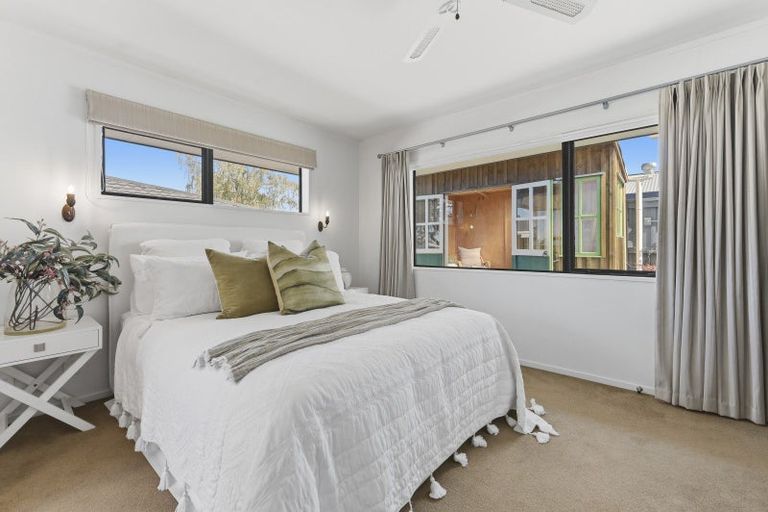 Photo of property in 317b Devonport Road, Tauranga, 3110