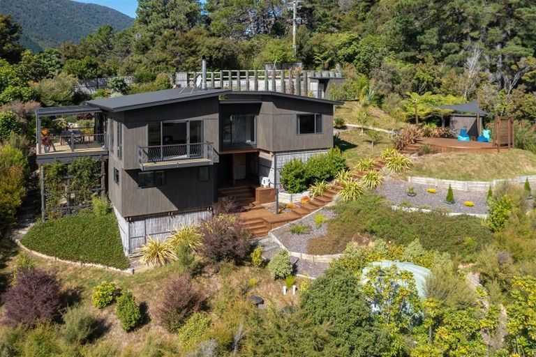 Photo of property in 615 Port Underwood Road, Whatamango Bay, Picton, 7281