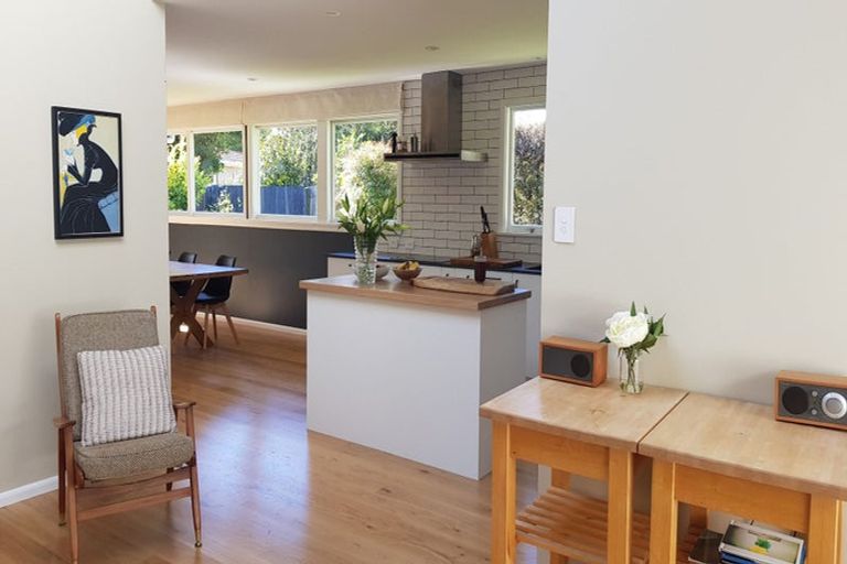 Photo of property in 37a Merrin Street, Avonhead, Christchurch, 8042