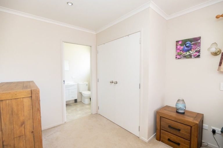 Photo of property in 55 Darlington Street, Ngatea, 3503