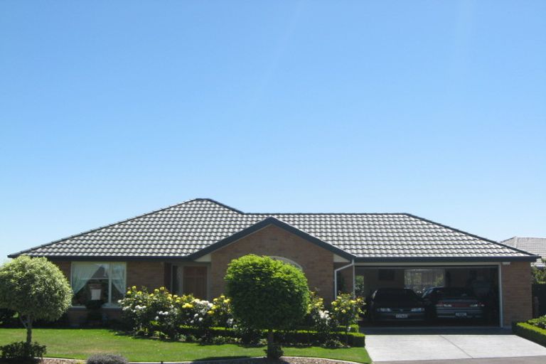 Photo of property in 10 Amdale Avenue, Broomfield, Christchurch, 8042
