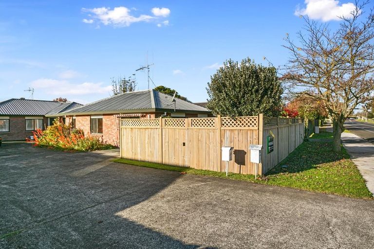 Photo of property in 99 Browning Street, Leamington, Cambridge, 3432