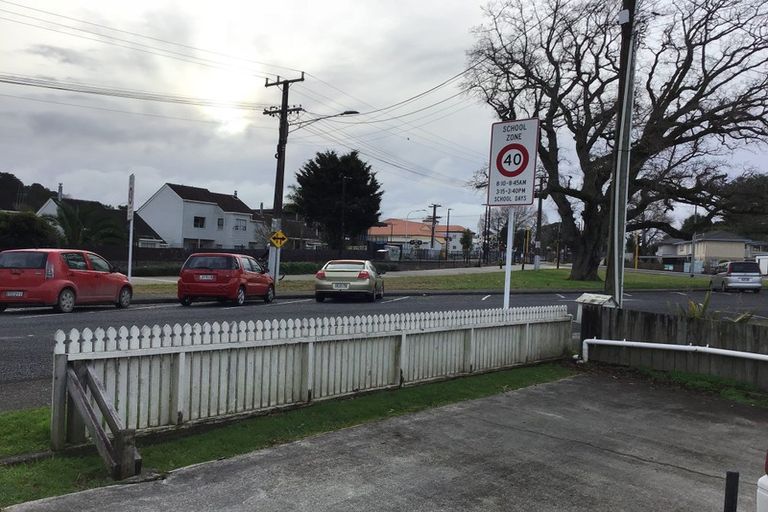 Photo of property in 1/2 Gorrie Road, Regent, Whangarei, 0112