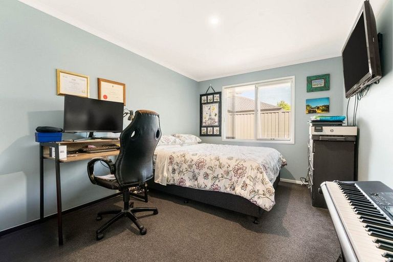 Photo of property in 32 Trans Tasman Way, Pyes Pa, Tauranga, 3112