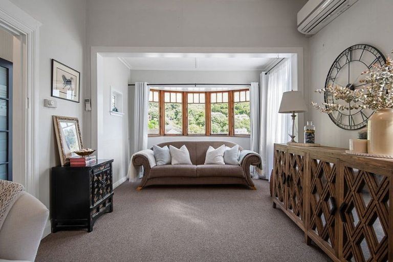 Photo of property in 25 Totara Street, Eastbourne, Lower Hutt, 5013