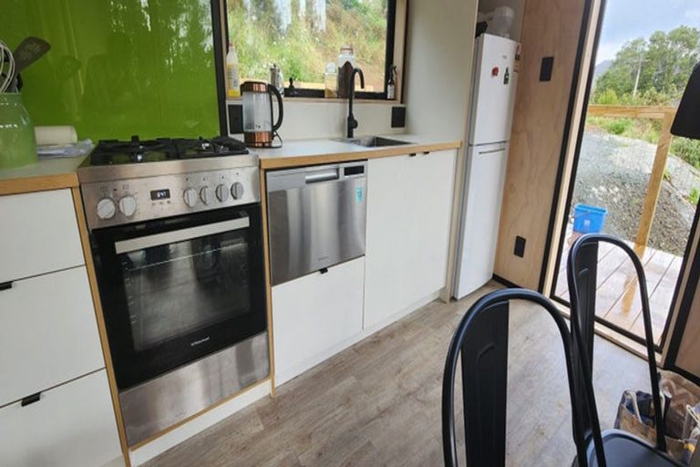 Photo of property in 79 Parakiore Road, Ngararatunua, Kamo, 0176