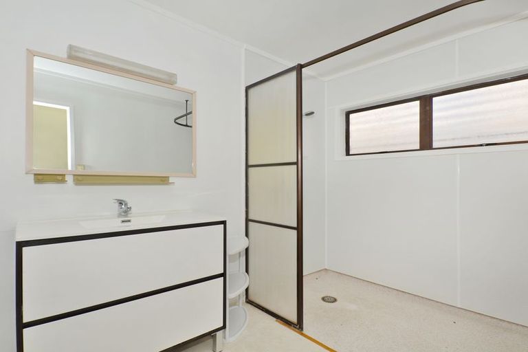 Photo of property in 5 Raupo Place, Tikipunga, Whangarei, 0112