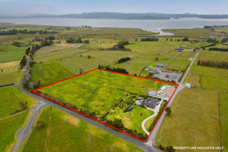 Photo of property in 100 Takahiwai Road, Ruakaka, Whangarei, 0171