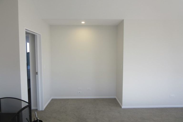 Photo of property in 26 Mount Creighton Crescent, Wanaka, 9305