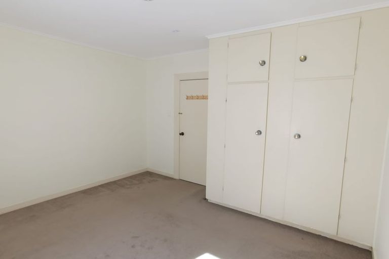 Photo of property in 44 Brandon Road, Glen Eden, Auckland, 0602