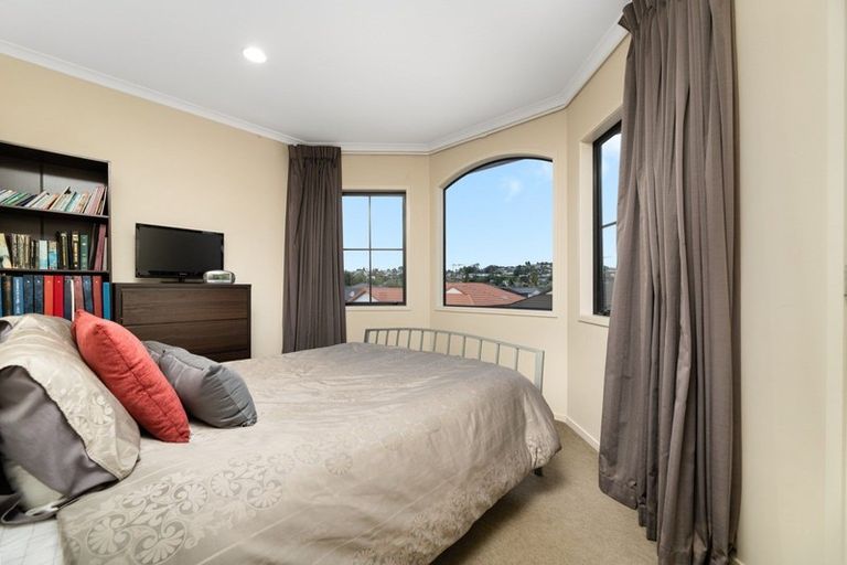 Photo of property in 1/100 Millers Road, Brookfield, Tauranga, 3110