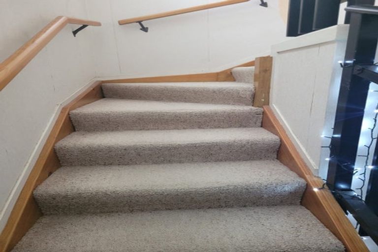 Photo of property in 48 Taikata Road, Te Atatu Peninsula, Auckland, 0610