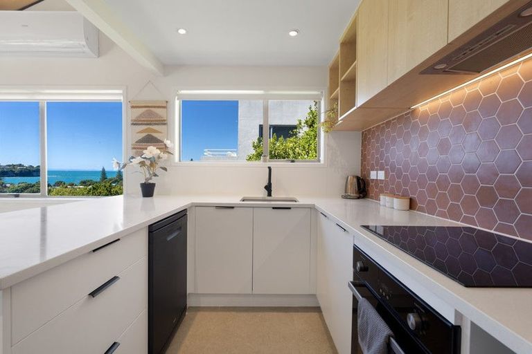 Photo of property in 45 Cochrane Avenue, Arkles Bay, Whangaparaoa, 0932