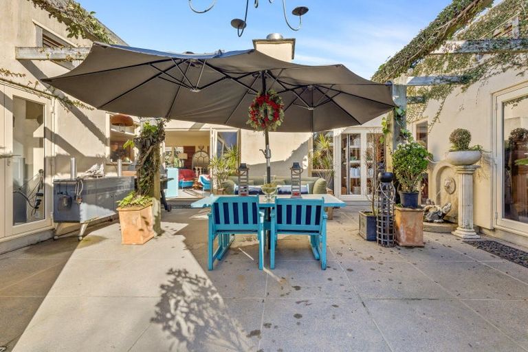 Photo of property in 14 Station Road, Huapai, Kumeu, 0810