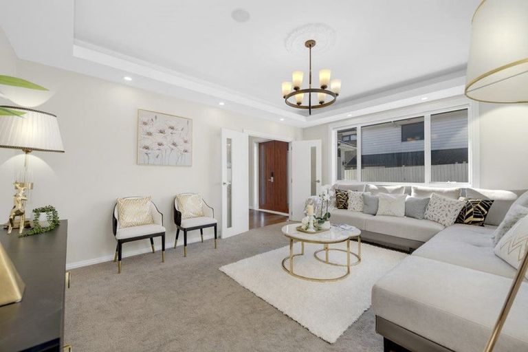 Photo of property in 16 Evelina Lane, Flat Bush, Auckland, 2019