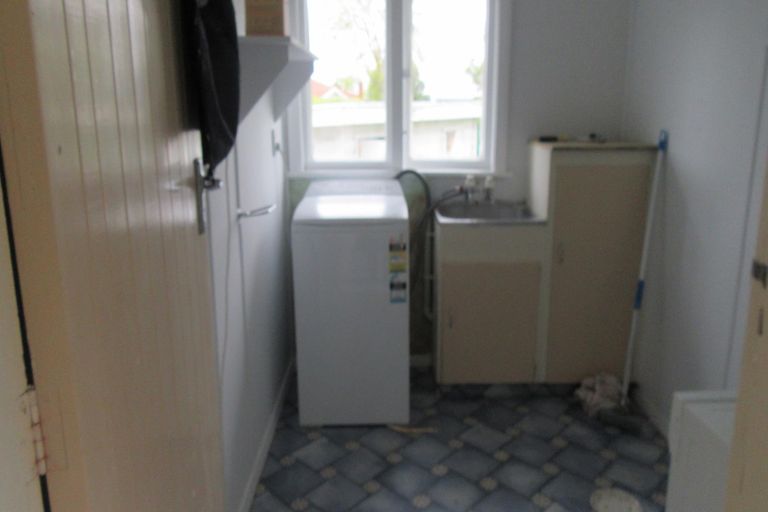 Photo of property in 61 Rhodes Street, Waimate, 7924