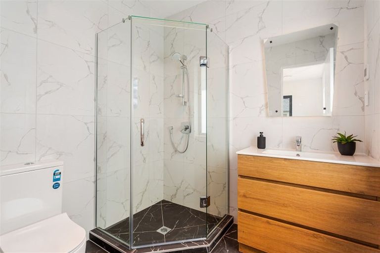 Photo of property in 10 Cutfield Lane, Kumeu, 0810