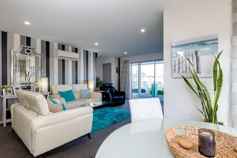 Photo of property in 4 Solander Road, Pegasus, 7612