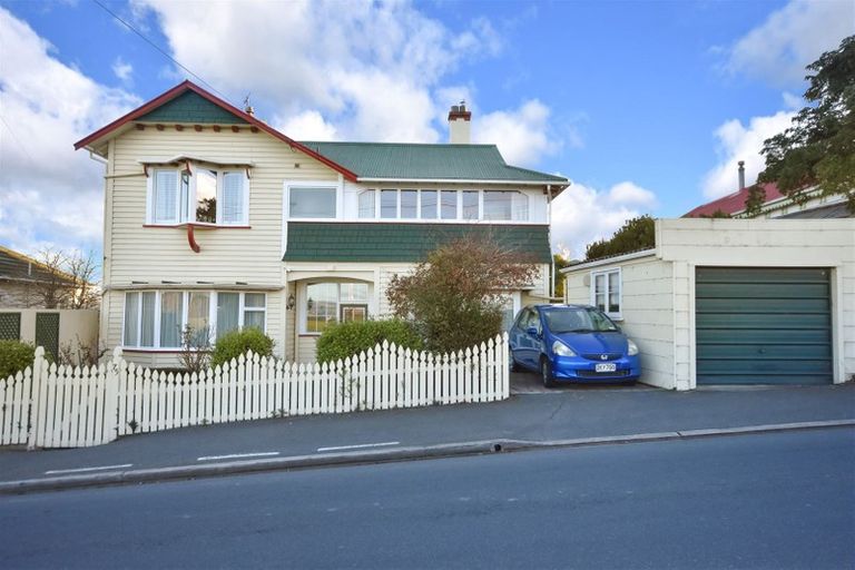 Photo of property in 75 Eglinton Road, Mornington, Dunedin, 9011