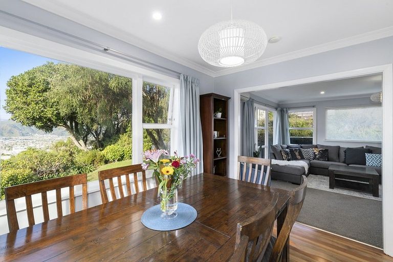 Photo of property in 93 Normandale Road, Normandale, Lower Hutt, 5010