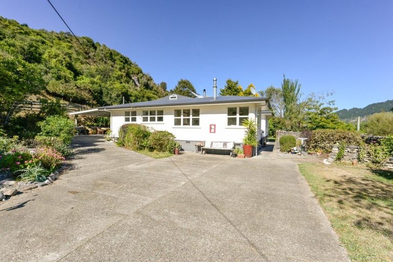 Photo of property in 411 Motueka Valley Highway, Motueka, 7196