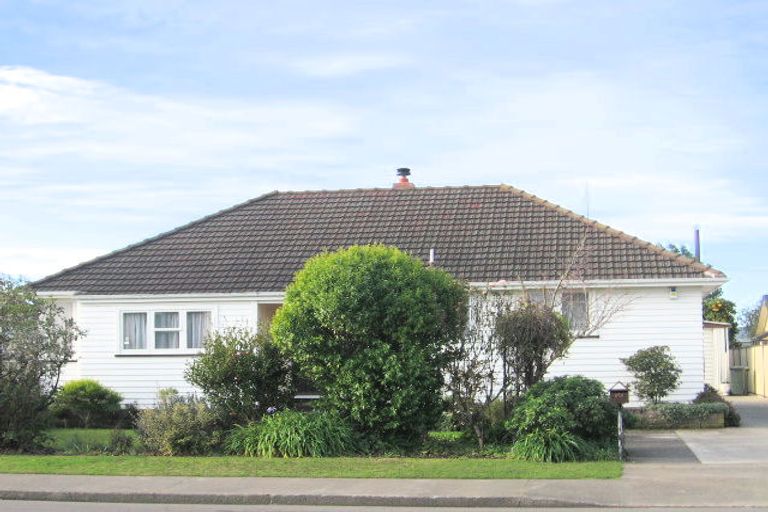 Photo of property in 804 Grove Road, Mayfair, Hastings, 4122