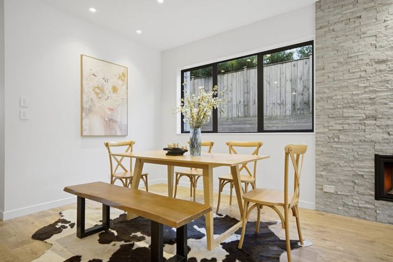 Photo of property in 5 Luff Place, Long Bay, Auckland, 0630