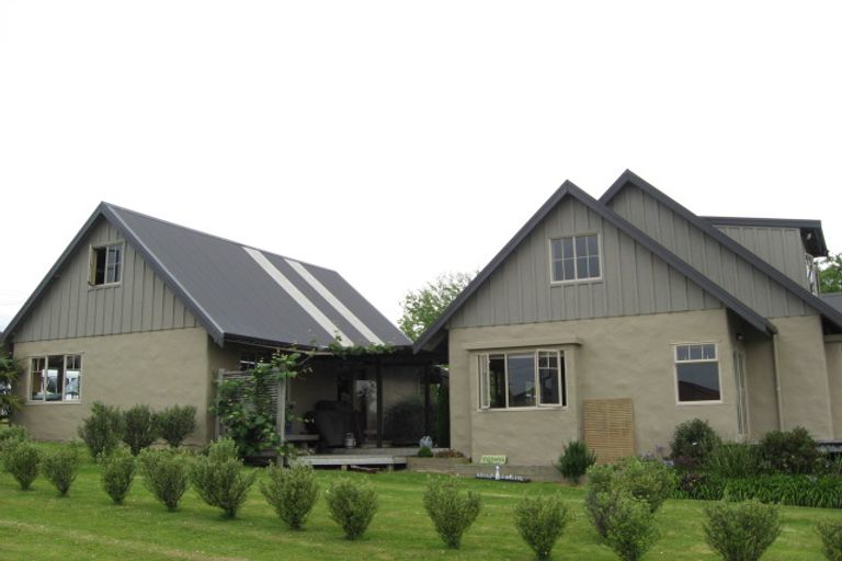 Photo of property in 56 Muriwai Road, Waimauku, 0812