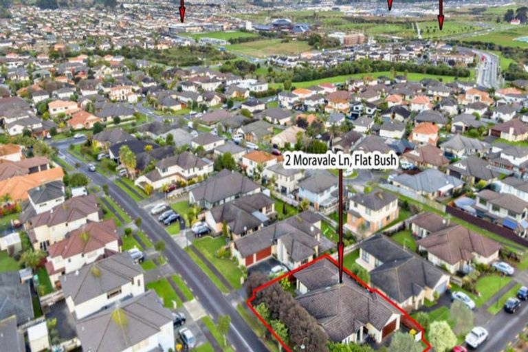 Photo of property in 2 Moravale Lane, Flat Bush, Auckland, 2016
