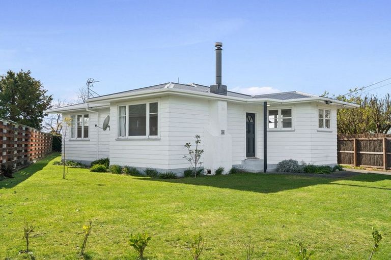 Photo of property in 10 Fergusson Street, Solway, Masterton, 5810