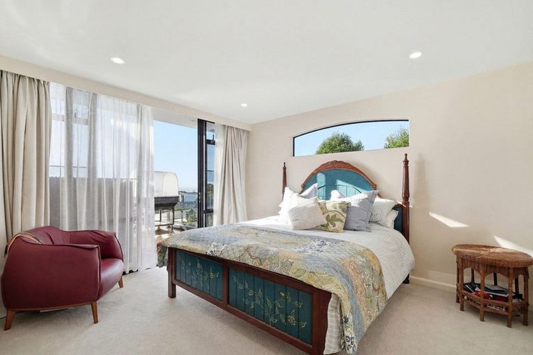 Photo of property in 15 Starwood Lane, Clifton, Christchurch, 8081