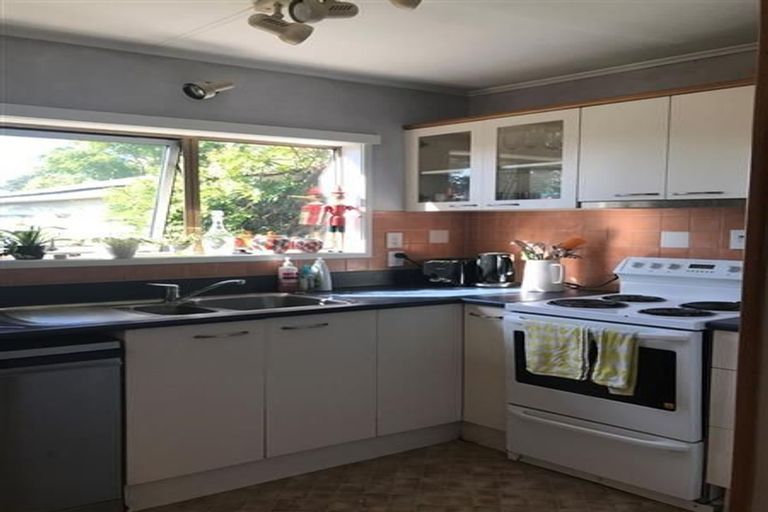 Photo of property in 47 James Cook Street, Havelock North, 4130