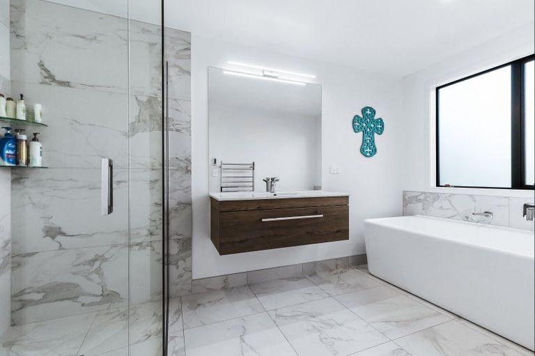 Photo of property in 10 Windsor Street, Richmond Heights, Taupo, 3330