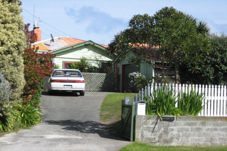 Photo of property in 43 Matai Street, Castlecliff, Whanganui, 4501